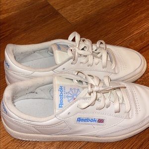 Vintage Reebok shoes